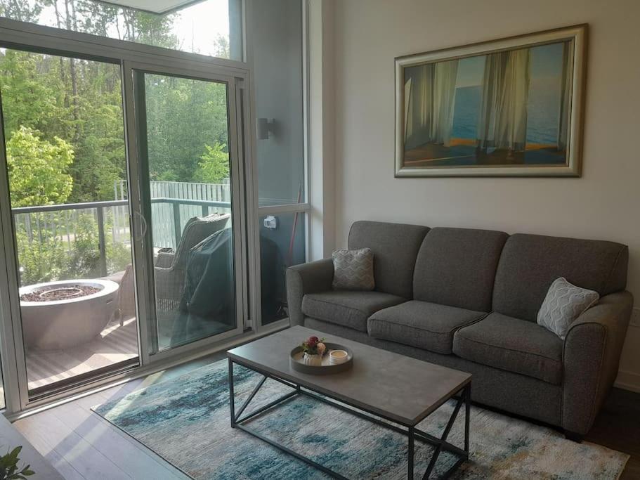Cozy South View Suite Overlooking The Nature Trail Innisfil Buitenkant foto