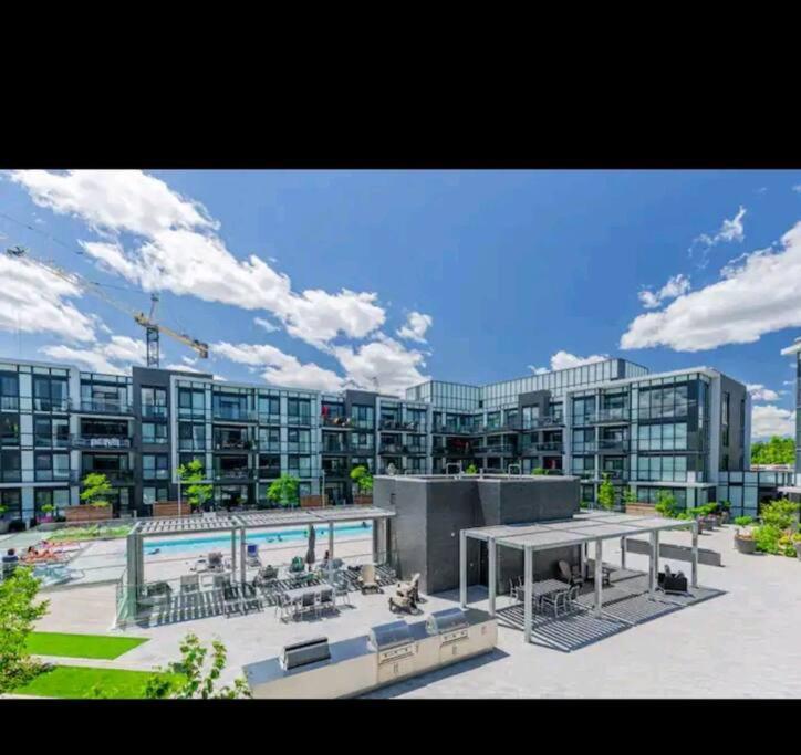 Cozy South View Suite Overlooking The Nature Trail Innisfil Buitenkant foto